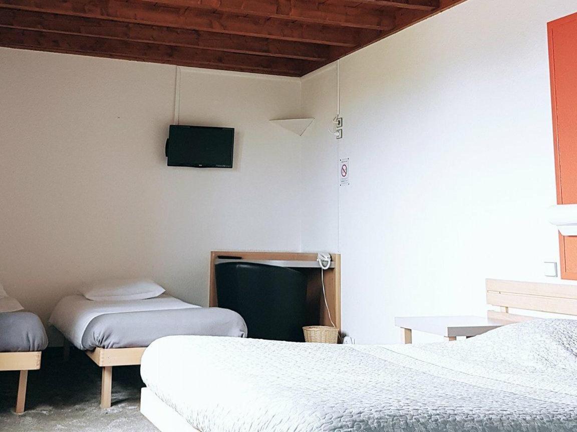 Hotel Du Golf Roanne Habitación foto